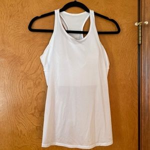 Lululemon white workout tank with built in sports bra (size 8)